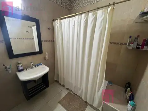 Depto Tipo Casa en Venta con 1 cocheras
