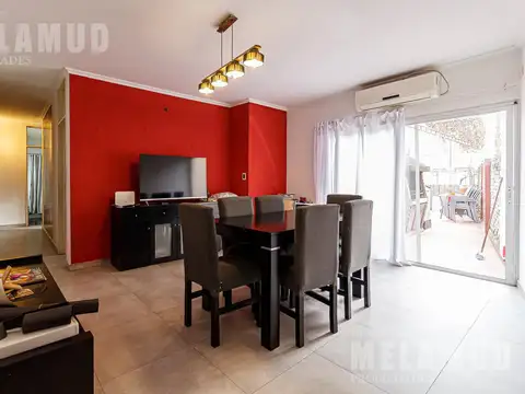 4 AMBIENTES / VENTA / FLORES CON PARRILLA PROPIA APTO CREDITO