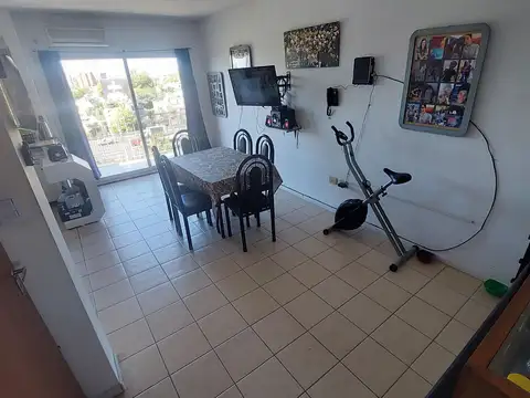 VENTA DEPARTAMENTO DOS AMBIENTES CON BALCON FRENTE