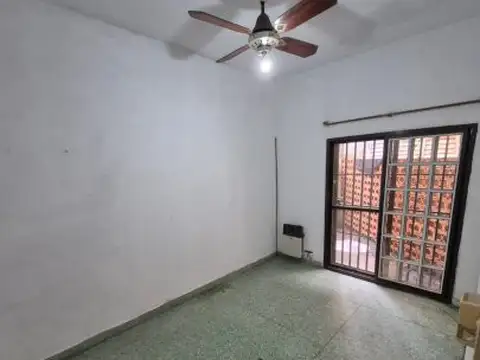 Depto Tipo Casa en Venta de 6 ambientes