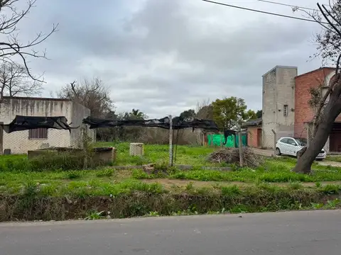 Terreno en Venta en Sourigues, USD 42.000