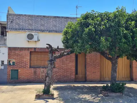 4 AMB CON DEPOSITO DE TRABAJO Y GARAJE OPORTUNIDAD!