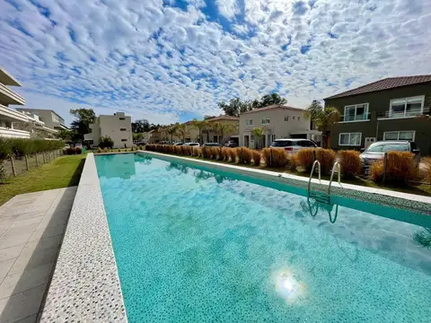 Casa en Venta en Saravi Village, USD 240.000