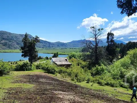Venta Terreno Fracción Vista al Lago Mosquito con Arroyo