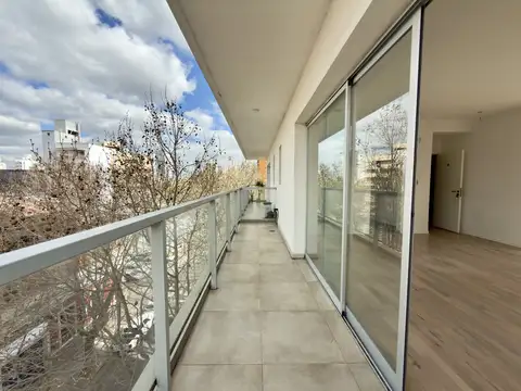 Oficina en Alquiler, Balcon Al Frente, La Plata