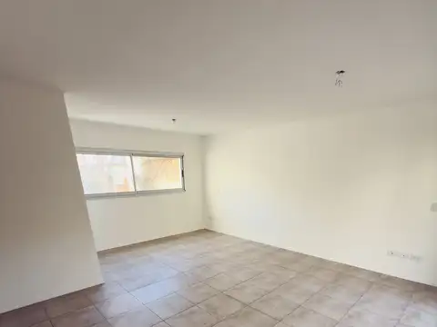 Oficina en Alquiler en La Plata, $ 370.000