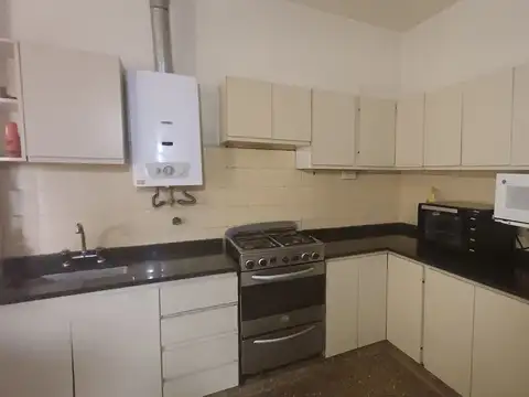 Depto Tipo Casa en Venta de 5 ambientes
