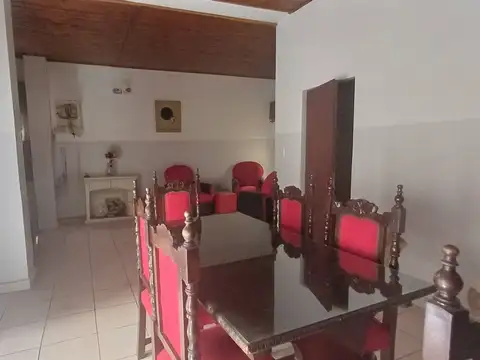 Depto Tipo Casa 5 ambientes con 1 baño