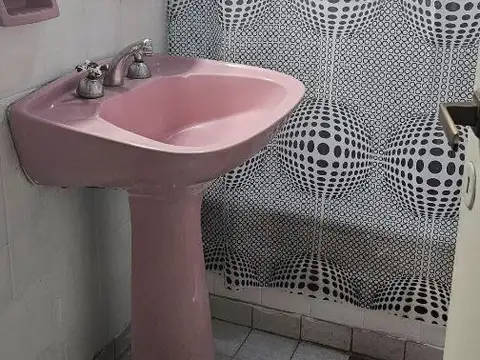 Depto Tipo Casa en Venta con 1 cocheras