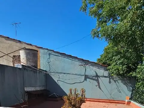 Depto Tipo Casa en Venta en Lomas de Zamora, USD 66.000