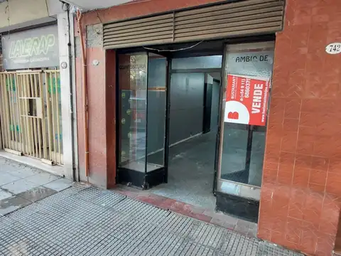 Local en Venta 40 años