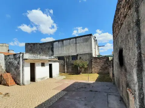 Mercedes Álvarez 1400