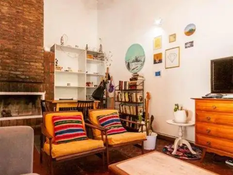 Depto Tipo Casa en Venta 40 años