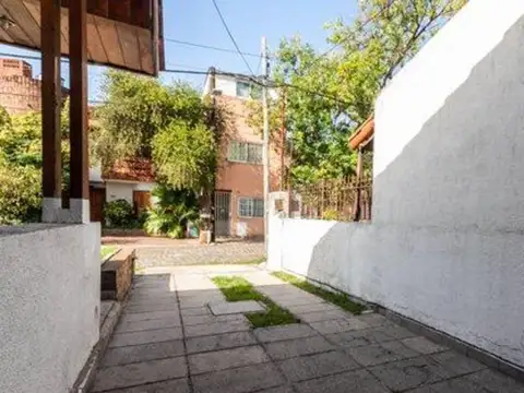 Depto Tipo Casa en Venta con 3 cochera