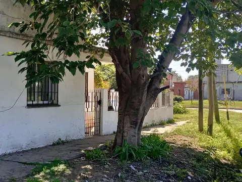 Casa en Venta en Berazategui, USD 78.000