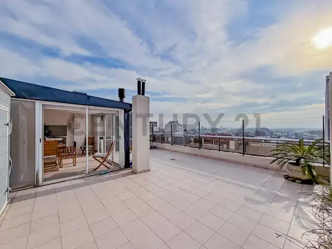 Depto 3 amb, TERRAZA PROPIA, quincho y cochera