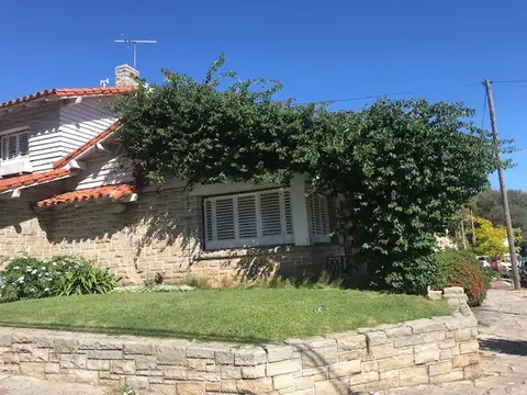 Casa en Alquiler de 4 dormitorios