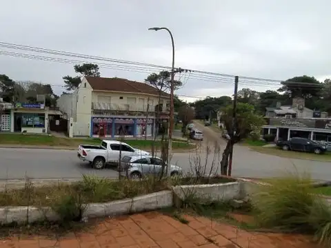 Local - Venta - Argentina, Villa Gesell - Av 3 3650