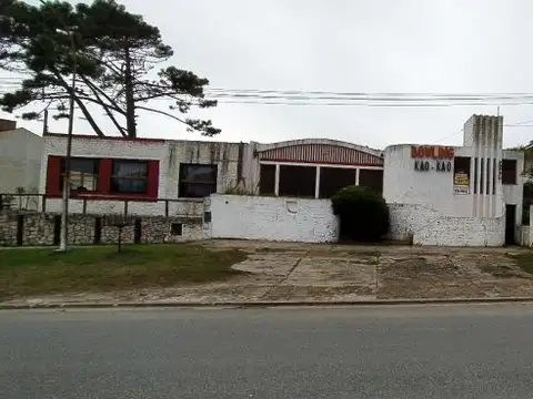 Local - Venta - Argentina, Villa Gesell - Av 3 3650