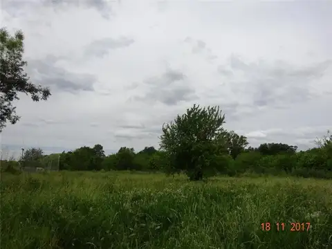 Terreno en Venta 30  mts Fondo