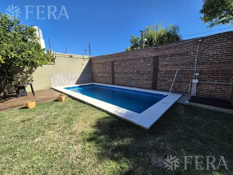 Depto Tipo Casa 4 ambientes con 2 baños