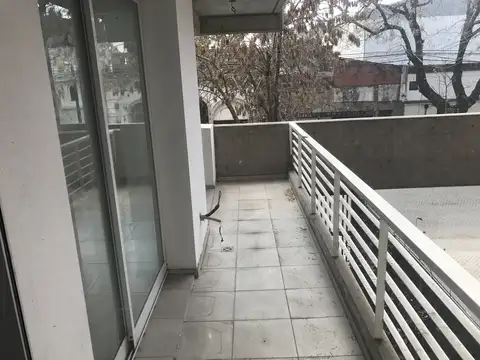 Departamento en Alquiler en Republica De La Sexta, $ 500.000