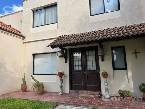 Casa en Venta al Noreste