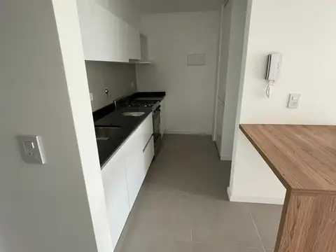 Departamento en Alquiler con 1 cocheras