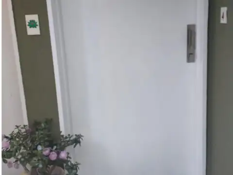 Quirno Costa 1300, Piso 1