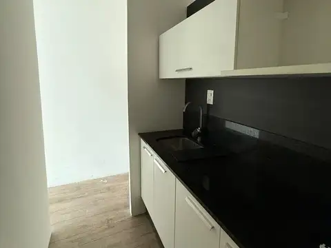 Oficina en Alquiler en Puerto Buceo , $U 22.000