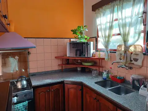 Venta Casa con terreno Bernal Wilde