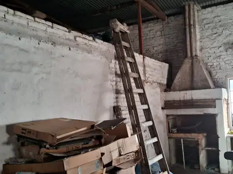 Galpon en Venta 10  mts Frente