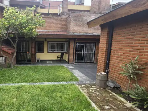 Alquiler de PH  3 ambientes. Padua