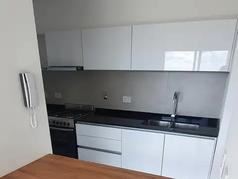 Departamento en  Funes, un dormitorio con patio terraza. 8 SAUCES