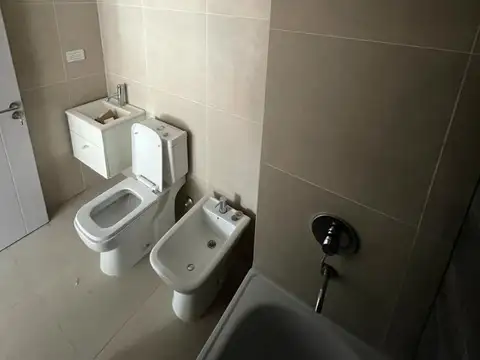 monoambiente a estrenar al frente