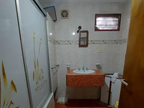 Casa 4 ambientes San Antonio de Padua