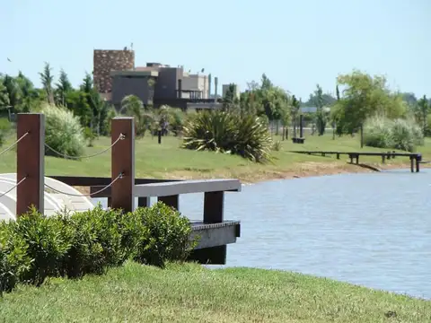 Terreno en Venta de 1054,0 m2
