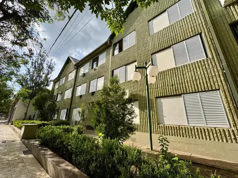 Departamento de 2 dormitorios con todos los servicios - Apto crédito