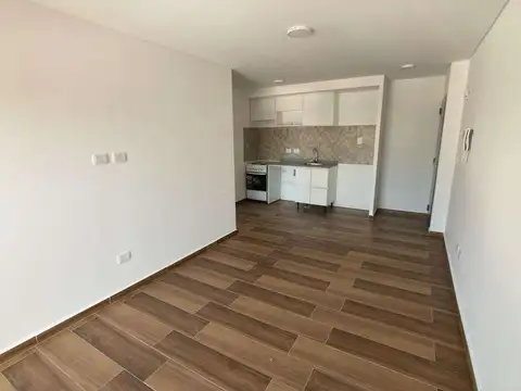 DEPARTAMENTO 2 AMBIENTES SEMI-NUEVO