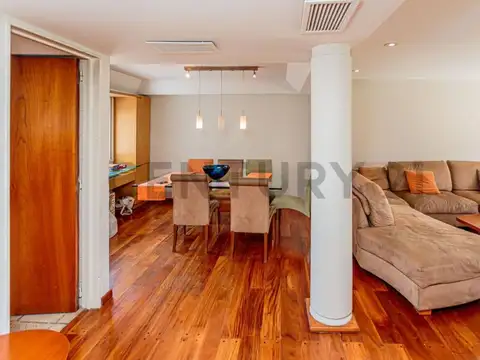 Jorge Newbery 2500, Piso 0