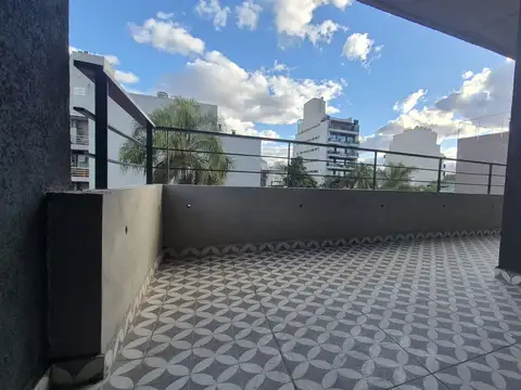 2 ambientes a Estrenar en Villa Urquiza. Dormitorio en suite con toilette. Amplio Balcón. Laundry
