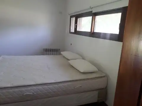 EXCELENTE CHALET 4 AMBIENTES FINCAS SAN VICENTE