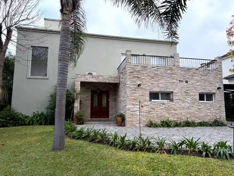 VENTA CASA 4 AMB. B. LOS POTRILLOS FATIMA PILAR