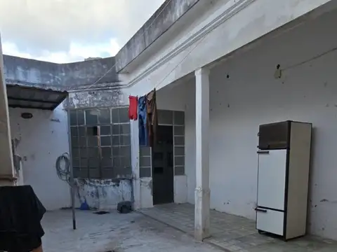 CASA 7 HABITACIONES Y 3 MONOAMBIENTES GRAL BUSTOS