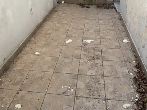 Depto Tipo Casa en Alquiler 50 años