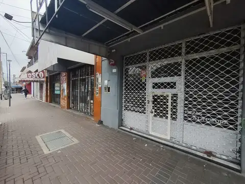 Alquiler Local Comercial - Berazategui