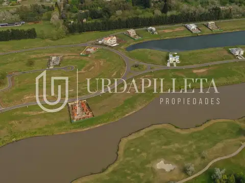 Lote en venta perimetral en La Calesa- Pilará- Pilar