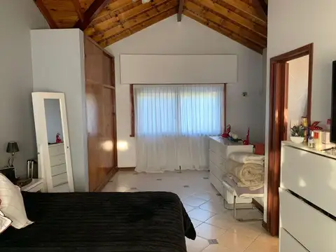 Casa en Venta en Hurlingham, USD 220.000