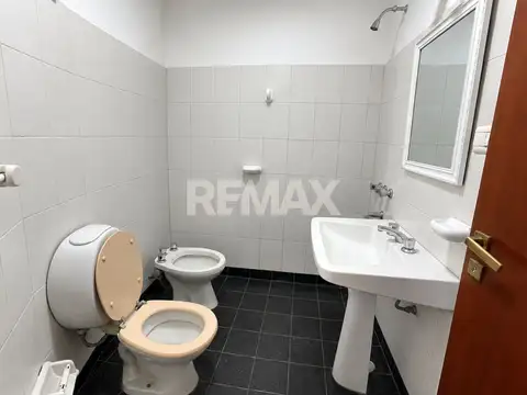 ALQUILER CASA NQN 4 DORMITORIOS