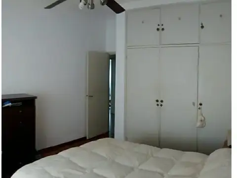 Casa 8 ambientes con 1 baño